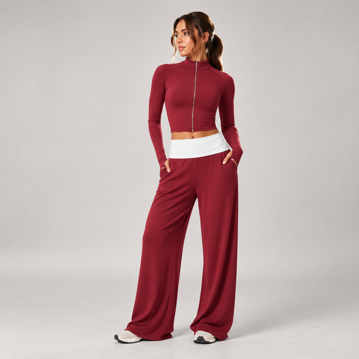 Foldline Zip Set in Burgundy