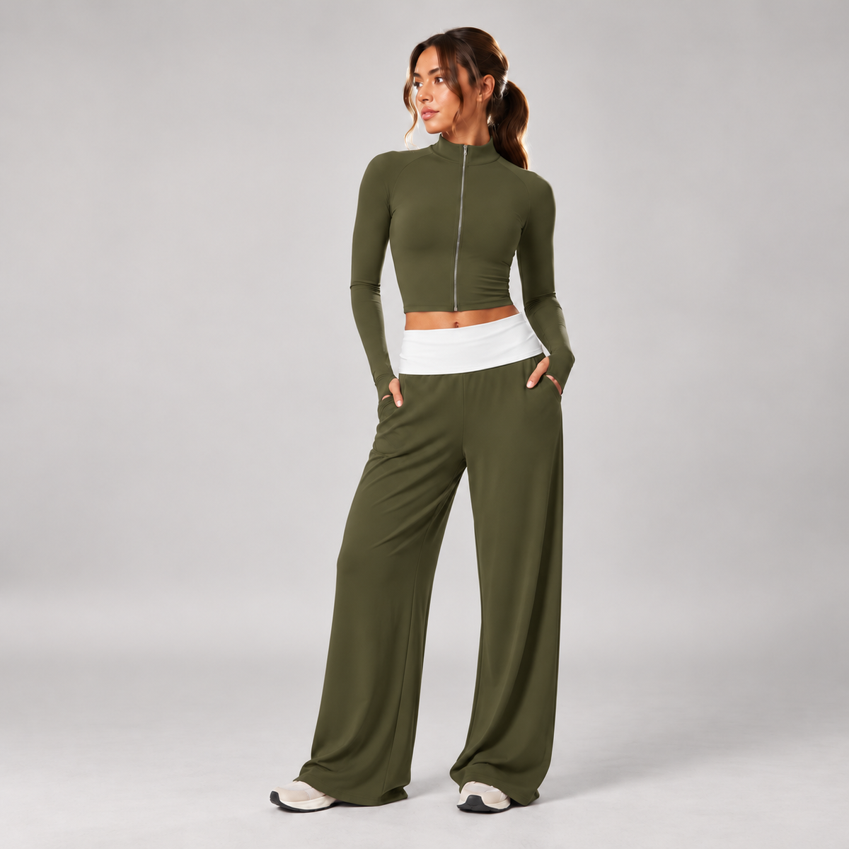 Foldline Zip Set in Olive